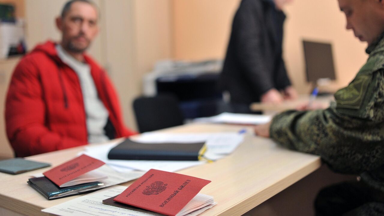 В Татарстане с начала года на службу по контракту ушло более 8 тысяч человек